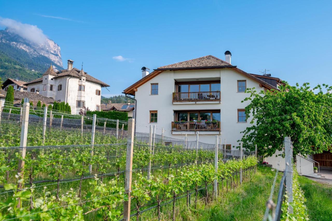 Weingut Lahn Zu Eppan Apartment Appiano Sulla Strada Del Vino Exterior photo