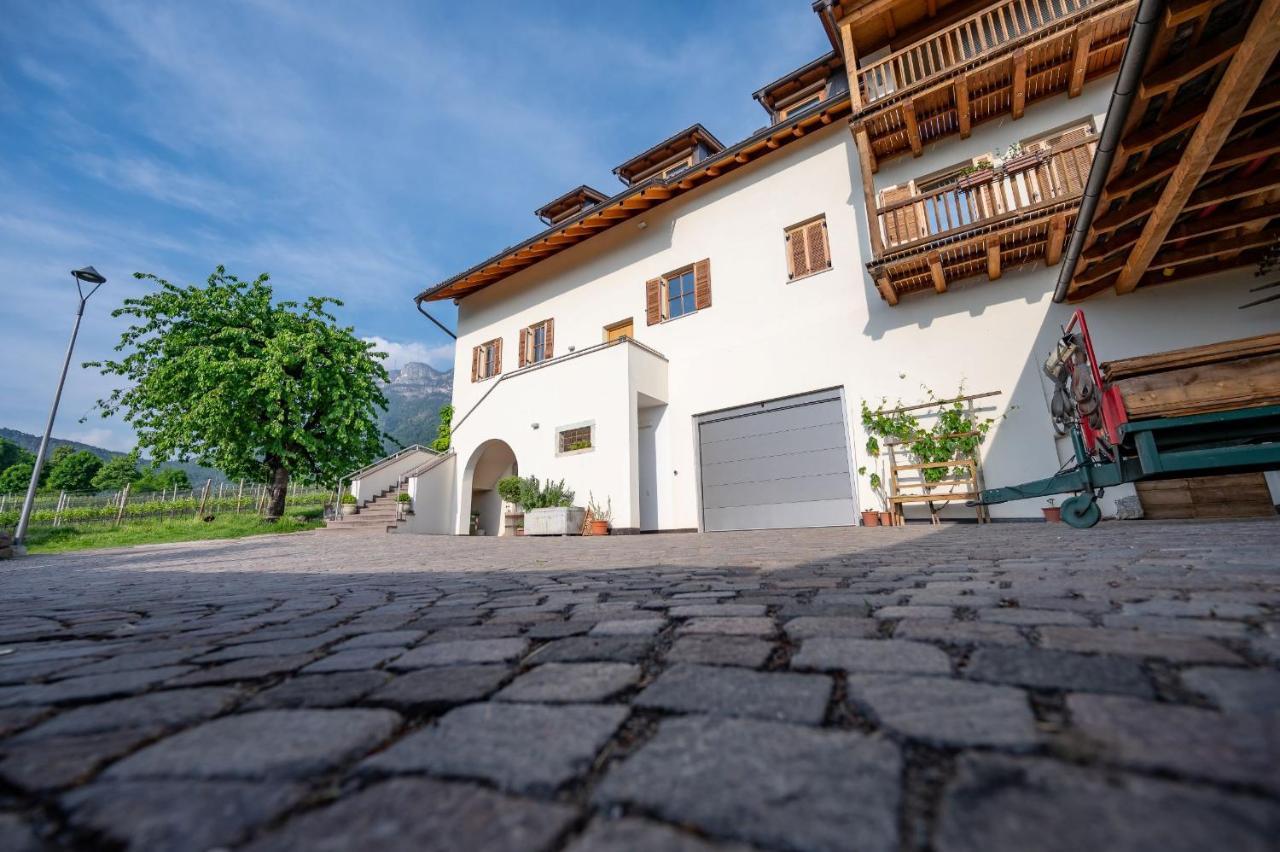 Weingut Lahn Zu Eppan Apartment Appiano Sulla Strada Del Vino Exterior photo