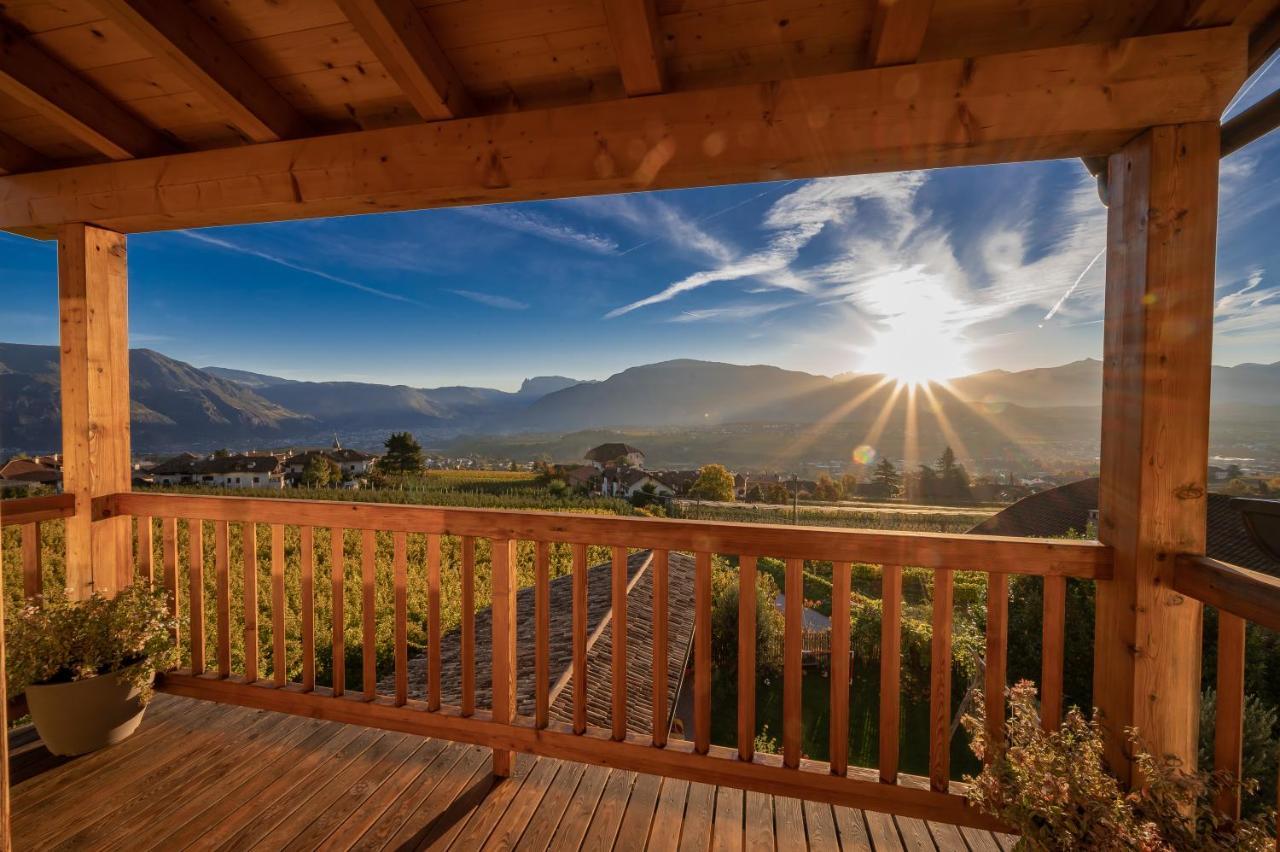 Weingut Lahn Zu Eppan Apartment Appiano Sulla Strada Del Vino Exterior photo